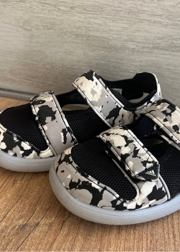 Adidas çocuk sandalet - Görsel 3