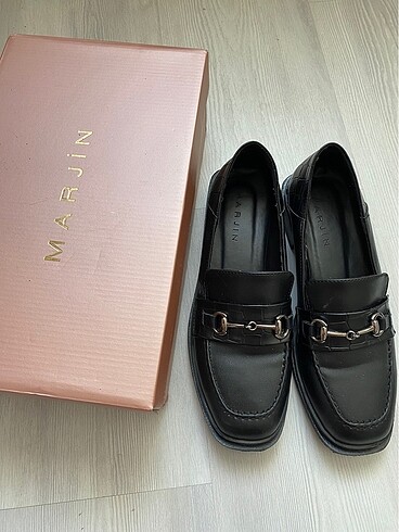 LOAFER