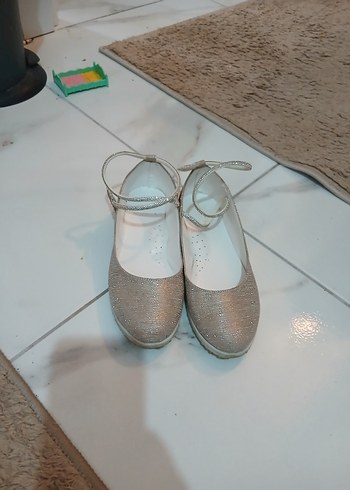 Bej Parlak Dolgu Topuklu Kadın Abiye Ayakkabı - Görsel 2