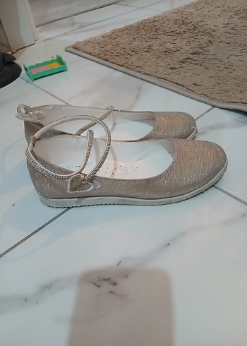 Bej Parlak Dolgu Topuklu Kadın Abiye Ayakkabı - Görsel 3