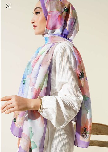 Çiçek Desenli Pastel Kadın Şal