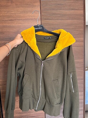 l Beden haki Renk Bershka Kapüşonlu Hırka