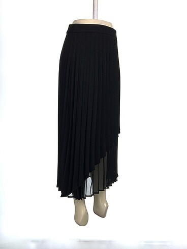 Stradivarius Stradivarius Midi Etek %70 İndirimli.