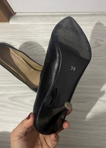 Siyah Parlak Stiletto Kadın Topuklu Ayakkabı - Görsel 5