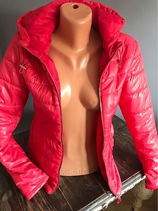 Bershka mont