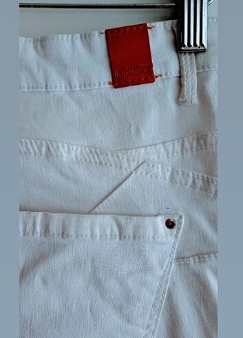 38 Beden Stradivarius Beyaz Pantolon