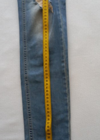 29 Beden Yırtık Detaylı Mavi Denim Kadın Jean