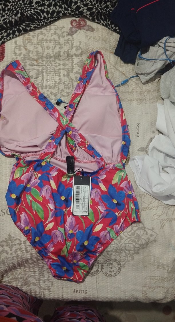 Çiçek Desenli, Pileli, İnce Askılı Kadın Mayo - Görsel 4