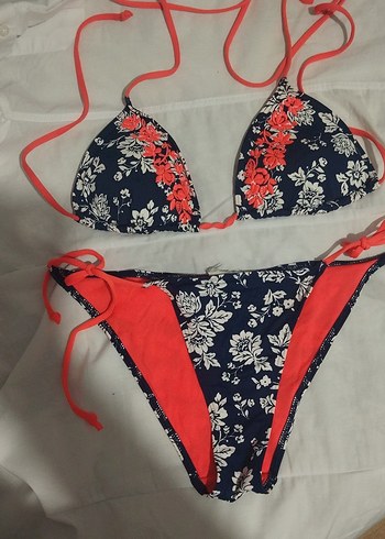 Mavi Çiçek Desenli Kadın Bikini - Görsel 2