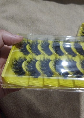 Parlak Mavi Takma Kirpik Seti - Görsel 2