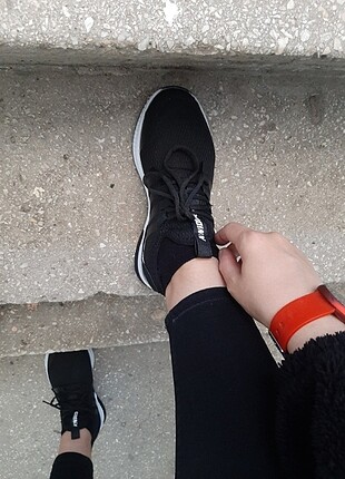 Spor ayakkabı