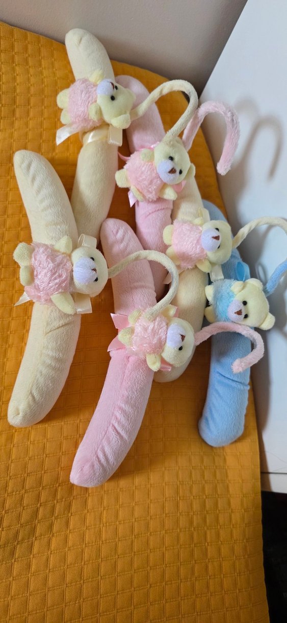 Nakışlı Peluş Çocuk Askıları - Pastel Renkli - Görsel 2