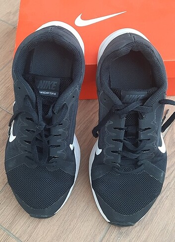Nike ORJINAL NIKE DOWNSHIFTER