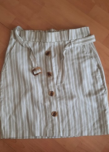 Düğmeli Bej Çizgili Mini Keten Etek