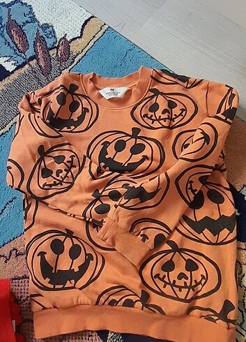 H&M sweatshirt 
