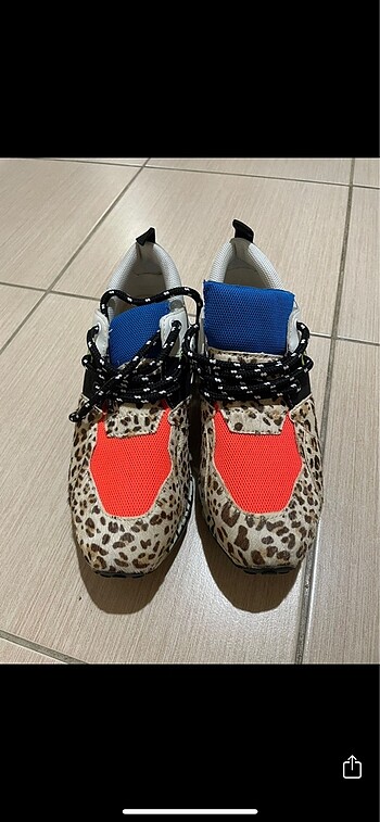 Steve Madden 37.5 leopar spor ayakkabısı