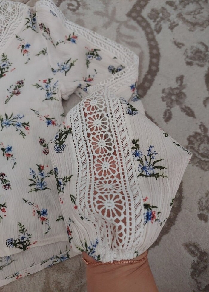 Crop V yaka gömlek bluz  - Görsel 4