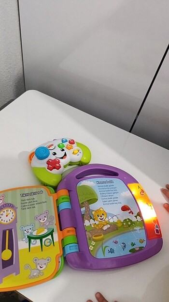  Beden Oyuncak kitap ve kumanda