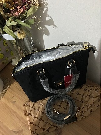 Beden Orijinal Sıfır Pierre Cardin Çanta