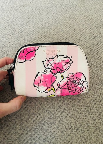  Beden Victoria secret orjinal Çiçek Desenli Pembe Kadın Makyaj Çantası