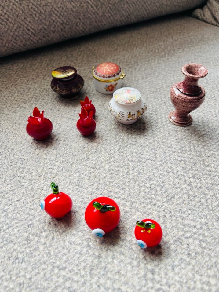 Renkli Kırmızı Mini Figürler - Görsel 2