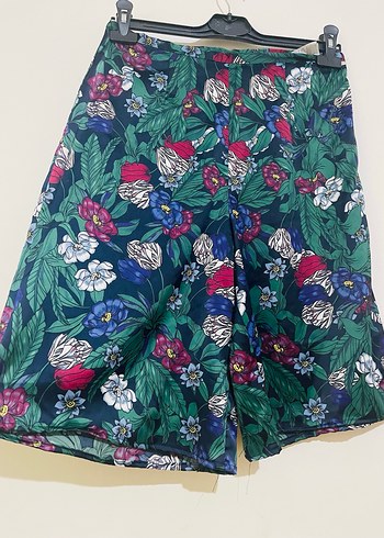 Bohem Çiçekli Kısa Geniş Kesim Kadın Pantolon - Görsel 2