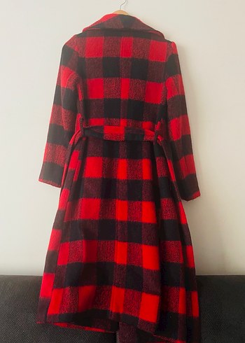 Uzun Ekose Desenli Kırmızı Kaban - Görsel 4