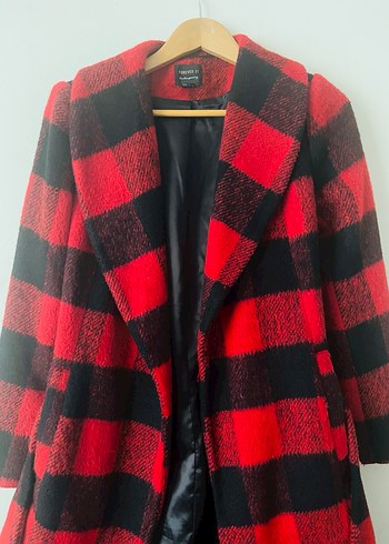 Uzun Ekose Desenli Kırmızı Kaban - Görsel 2