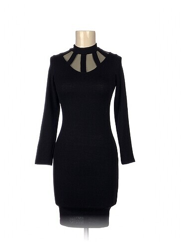 PreLoved Kısa Elbise %70 İndirimli.