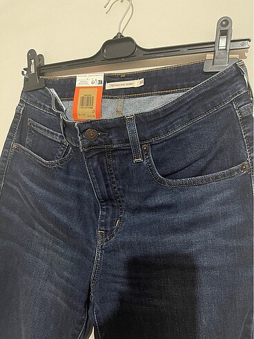 Levis Levis Jean