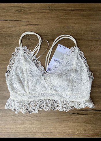 Bershka Beyaz Dantel Bohem Bralet