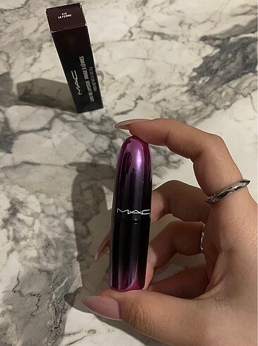 mac la femme 410 ruj