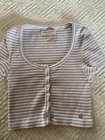 pull bear kısa kollu crop