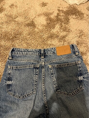 xs Beden mavi Renk bershka mom jean