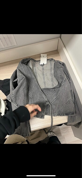 Zara Zara üst