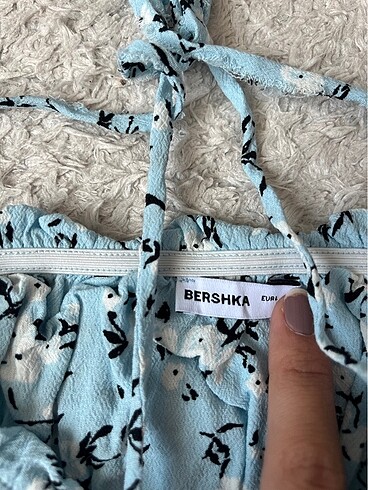 l Beden Bershka crop