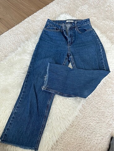Jean mom