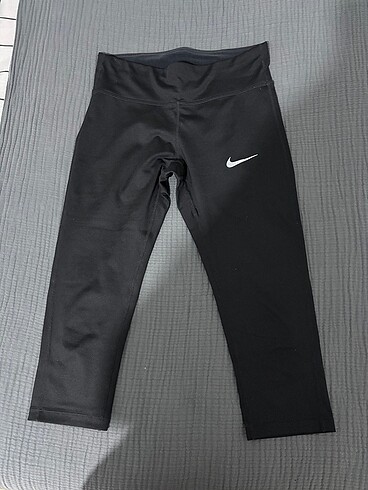 Orjinal nike kısa tayt