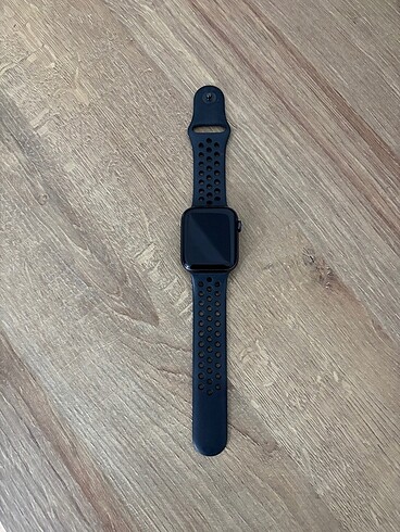 Apple watch 5 nike serisi - 44 mm