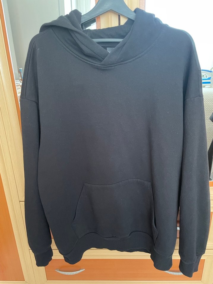 Erkek Siyah Kapüşonlu Sweatshirt - Görsel 4