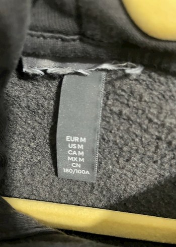 Siyah Kapüşonlu Baskılı Sweatshirt - Görsel 8