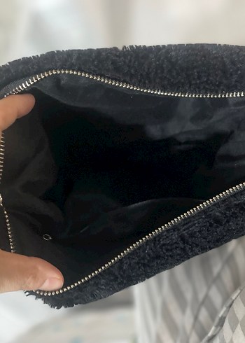 Siyah Kadın Peluş Omuz Çantası - Görsel 12