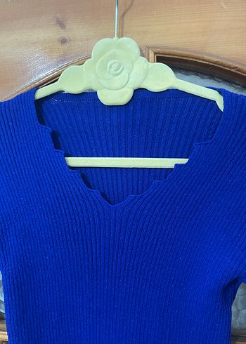 Mavi V Yakalı Triko Kadın Kazak - Görsel 3