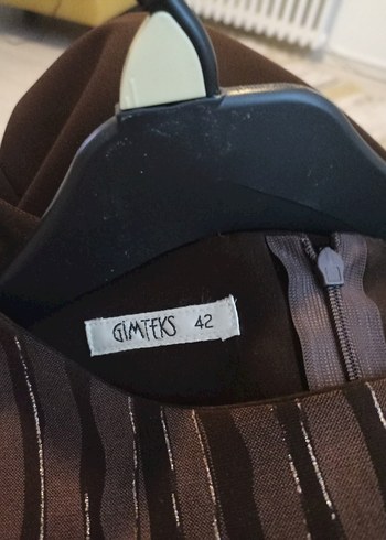 Drapeli Kolsuz Kahverengi Bluz - Görsel 6