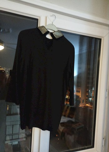 Parlak Siyah Gotik Yakalı Kadın Gömlek - Görsel 2