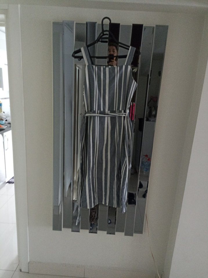 Gri Çizgili Uzun Askılı Kadın Elbise - Görsel 3