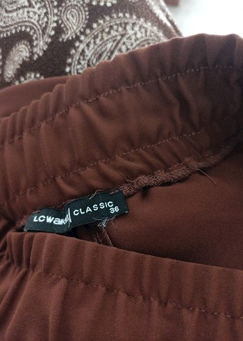 LCW Kadın Kahverengi Pilili Midi Kumaş Pantolon - Görsel 5