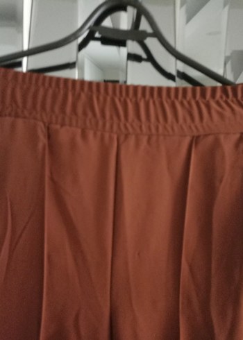 LCW Kadın Kahverengi Pilili Midi Kumaş Pantolon - Görsel 3