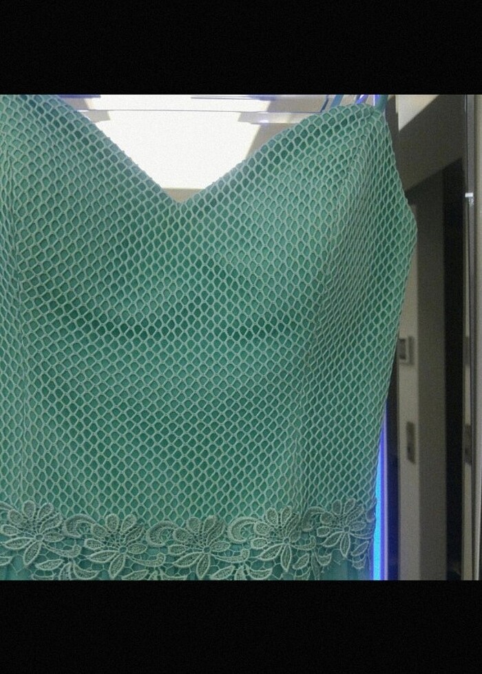 Yeşil mezuniyet elbisesi - Görsel 3