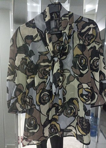 gravat yaka desenli buluz - Görsel 3